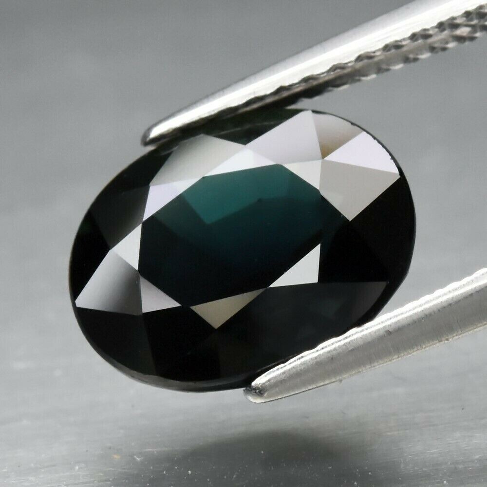 Sapphire, Bluish Green . Approx.  4.15cwt.  Natural Earth Mined.10x8x5.3mm