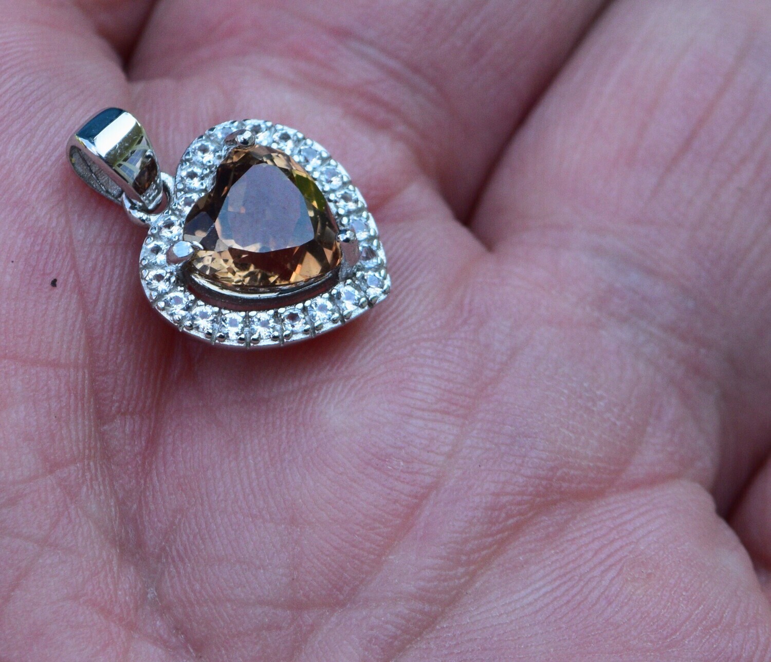 3.21 cwt. Topaz . Master Valuer Appraised for $575 BEFORE Setting. See Video.