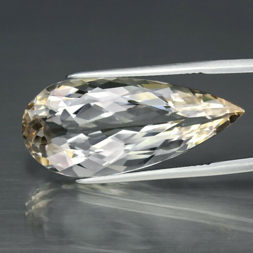 Topaz, 23.5cwt. Natural Earth Mined . Unheated. 29x13x8.7mm. See Video.