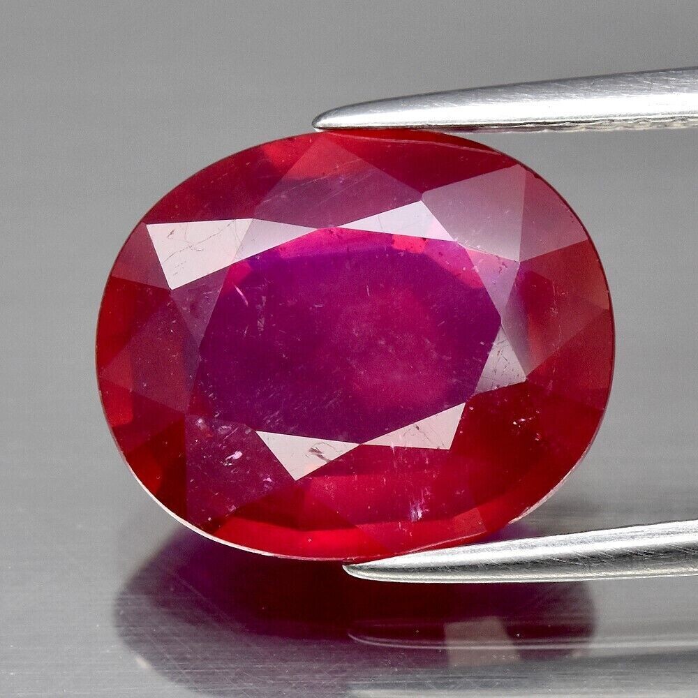 Ruby.  Approx.5.3cwt. Master Valuer Appraised $1,430 12x10x 4.2mm .July Birthday. See Important note. See Video