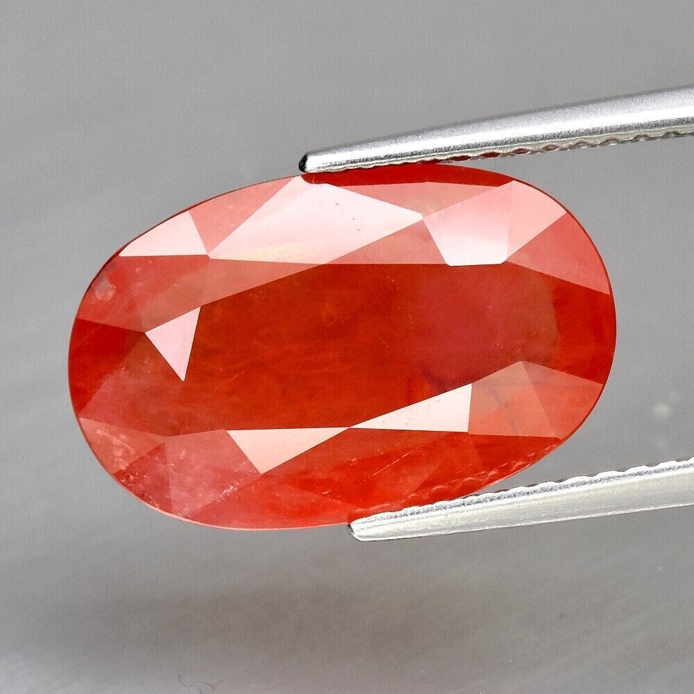 Sapphire. 6.56ct . Master Valuer Appraised $1180 15.5x10x4.2mm .September  Birthday.