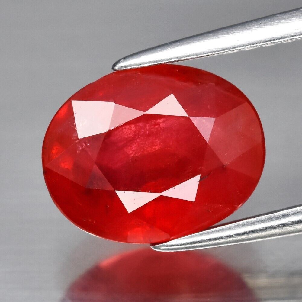 Sapphire. 3.ct . Master Valuer Appraised $540 9.5x7.5x4.7mm .September  Birthday. See Video