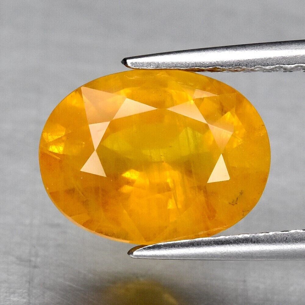 Sapphire. 3.ct . Master Valuer Appraised $635. 9.6x7.4x5mm .September  Birthday. See Video