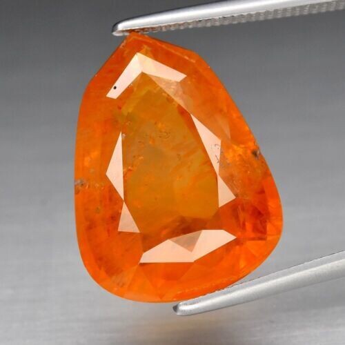 Sapphire.  9.95ct. 15.3x11.3x6.6.September  Birthday. See Video