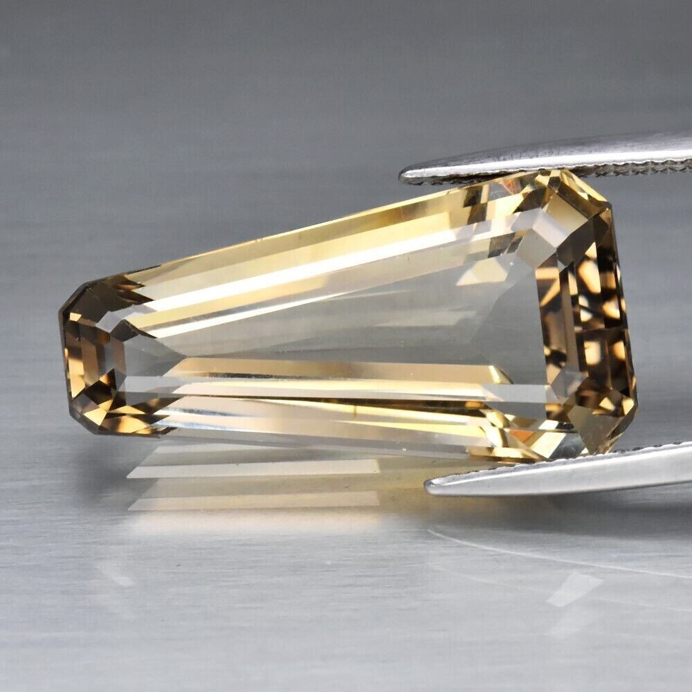 Topaz,  23.8cwt. Natural Earth Mined .  24.7x13.4x9.3mm. November Birthday. Master Valuer: $714. See Video