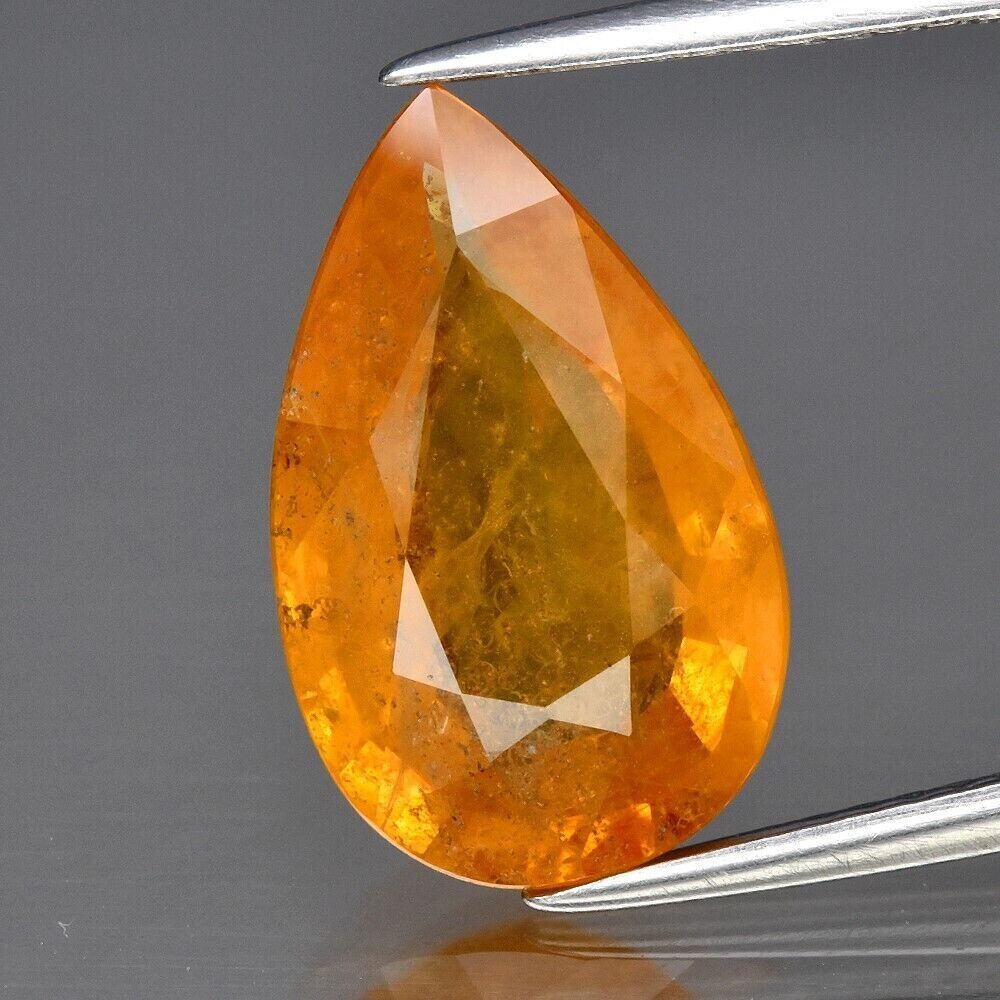 Sapphire.  4.43ct . Master Valuer Appraised $550 14x8.7x4.4mm .July Birthday. See Video