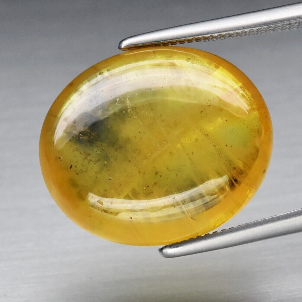 Sapphire.11.77 cwt Cabochon. Earth Mined,  Independent Master Valuer Appraised for $645. See Video