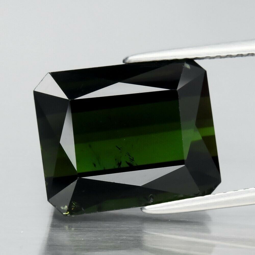 Tourmaline, 10.00 cwt cwt. Earth Mined, 13.8x11.3x6.9mm.  Master Valued at $3,200. Unheated. See Video