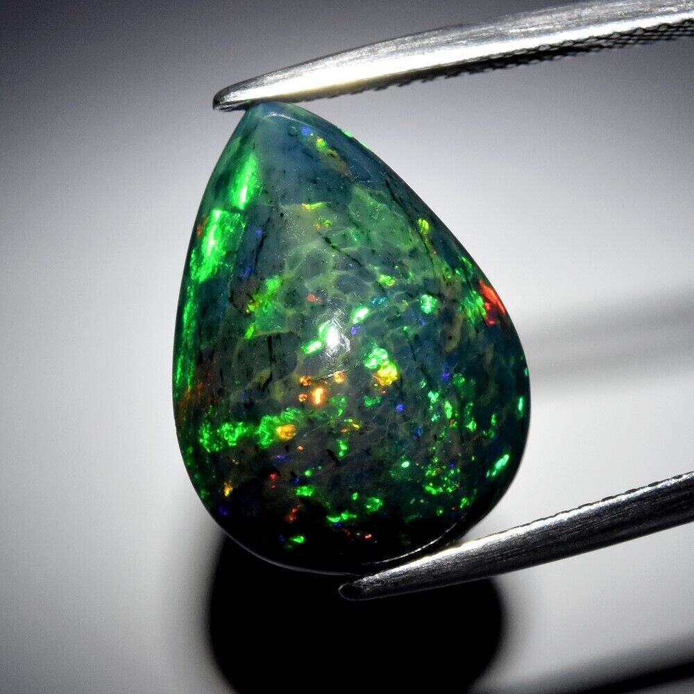 6.36cwt  Natural  Earth Mined Opal 17x12.5mm. Independent Master Valuer Appraised  for $1,800. See Video.