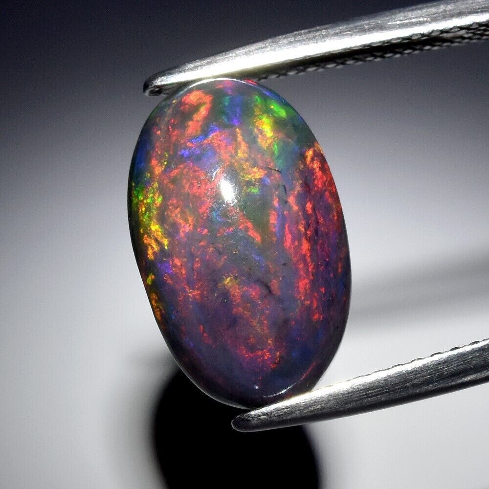 Opal 3.81cwt.  14.2x9x5.9mm  Earth Mined . Oct. Birthday, See Video