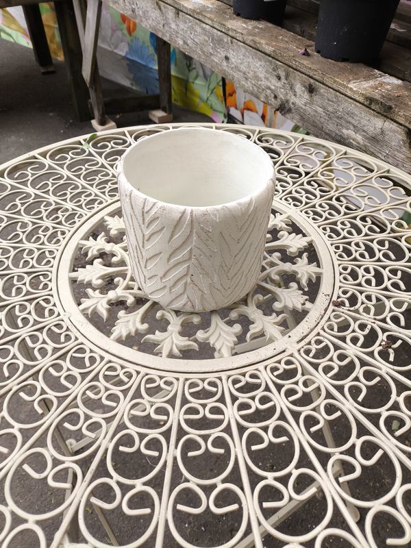 Willow Leaves Planter Small