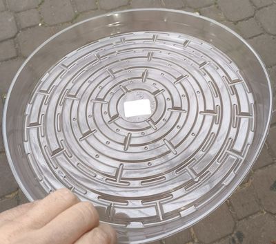 CURTIS WAGNER Clear Saucer 16"