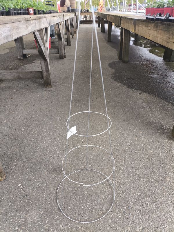 Galvanized Tomato Cage 33"
