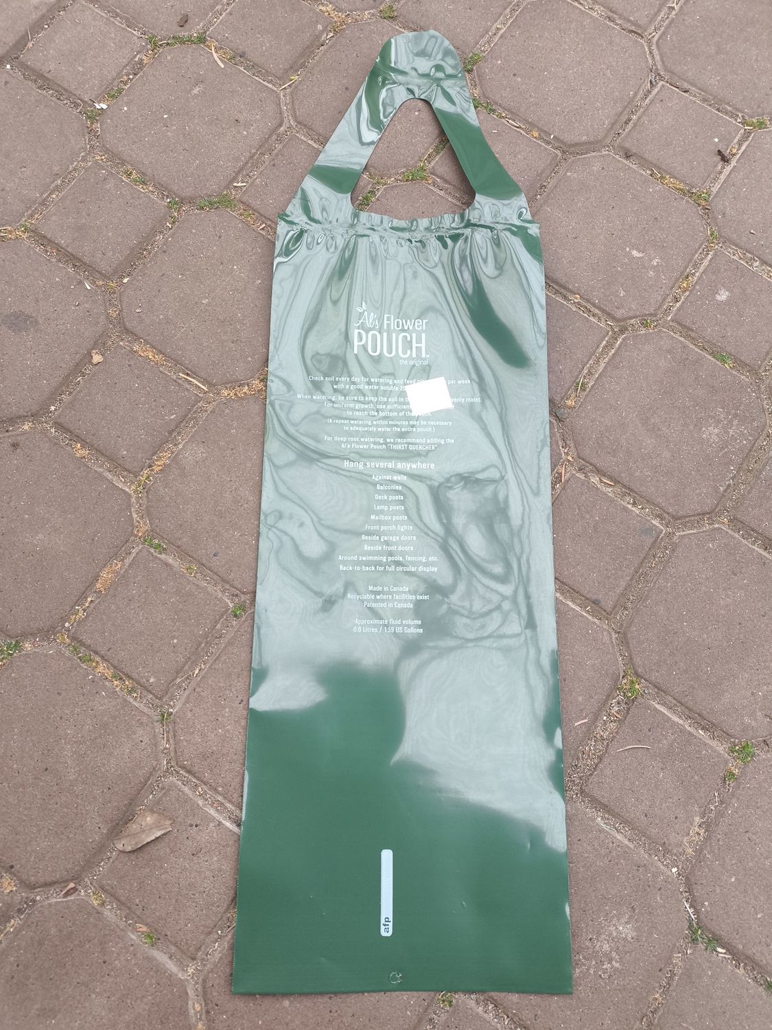 Ali&#39;s Flower Pouch Bloom Bag