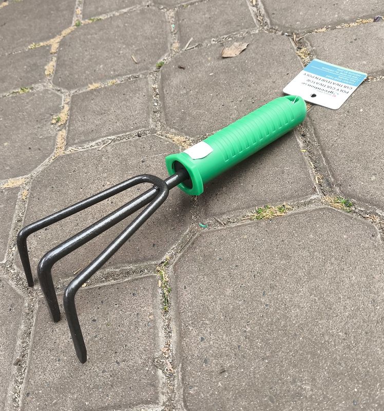 GH Hand Cultivator