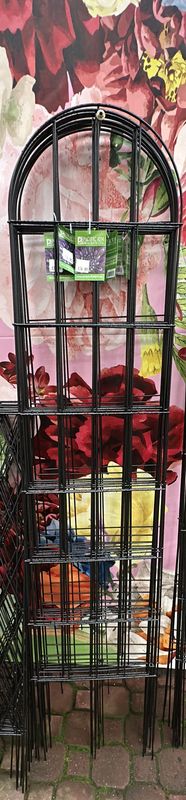 72&quot; Classic Trellis