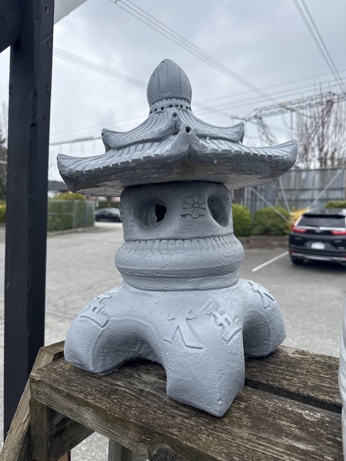 Pagoda Statues, Size: Small