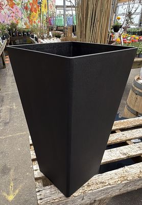 24" AVONDALE Smooth Black