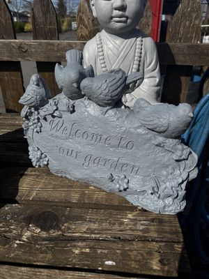 Welcome to the Garden Statue
