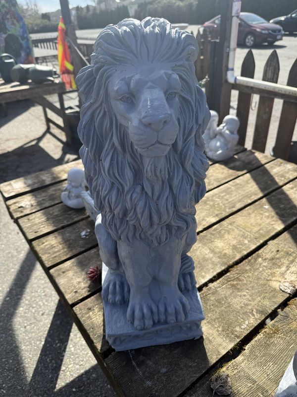 Lion Statue
