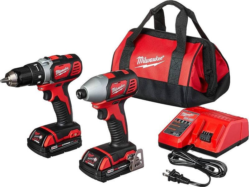 Milwaukee Tool M18 18V Li-Ion Cordless Drill Driver/Impact Driver Combo Kit w/ (2) 1.5Ah Batteries Charger