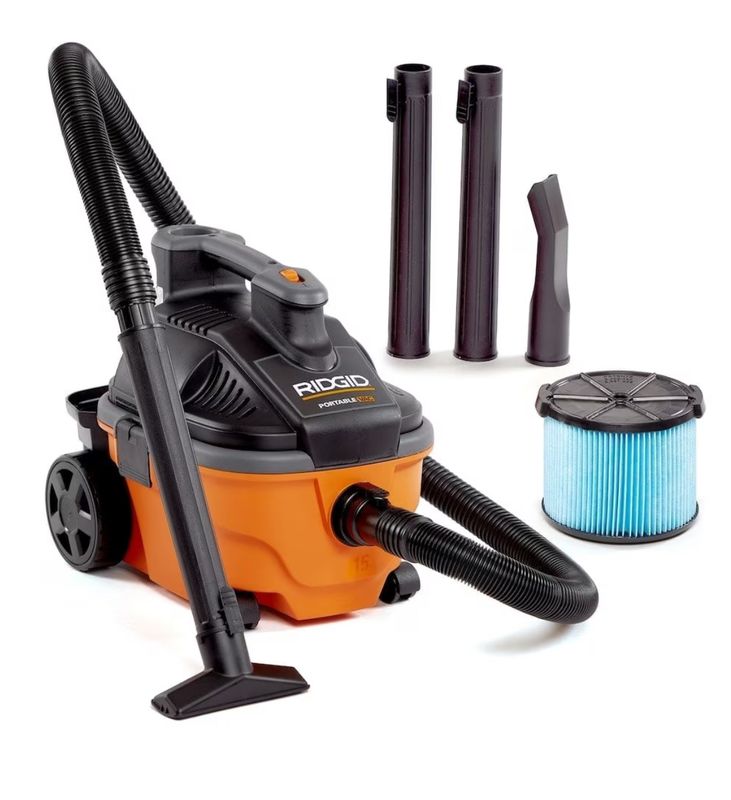 RIDGID Aspirateur eau et poussière portatif 15L (4 gal) 5,0 HP crête avec filtre à poussière fine, tuyau et accessoires
