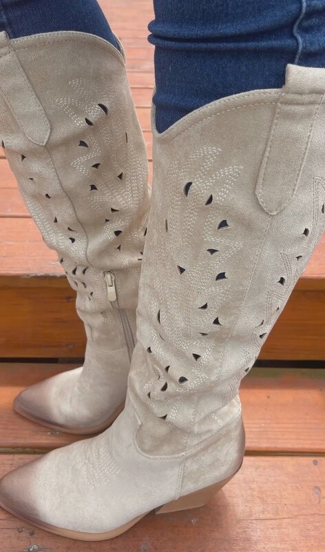 Country Cutie Boots