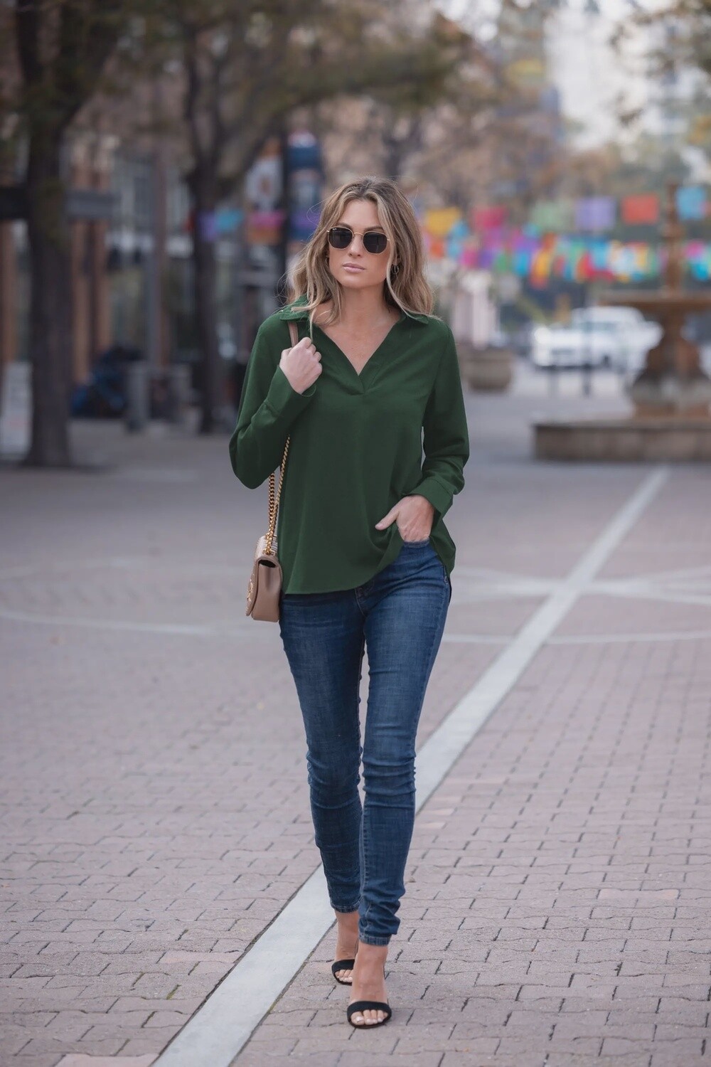 BACK PLEAT SHIRT