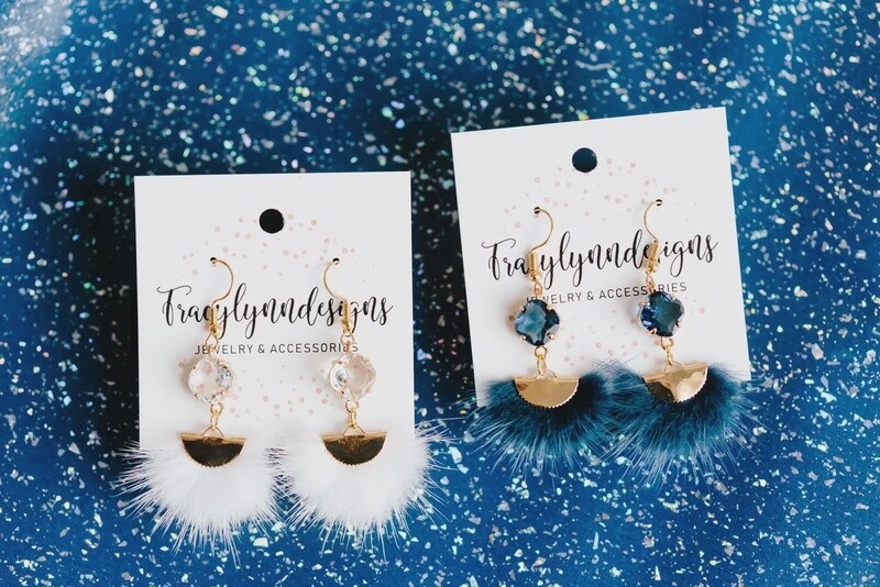 Glam White or Navy