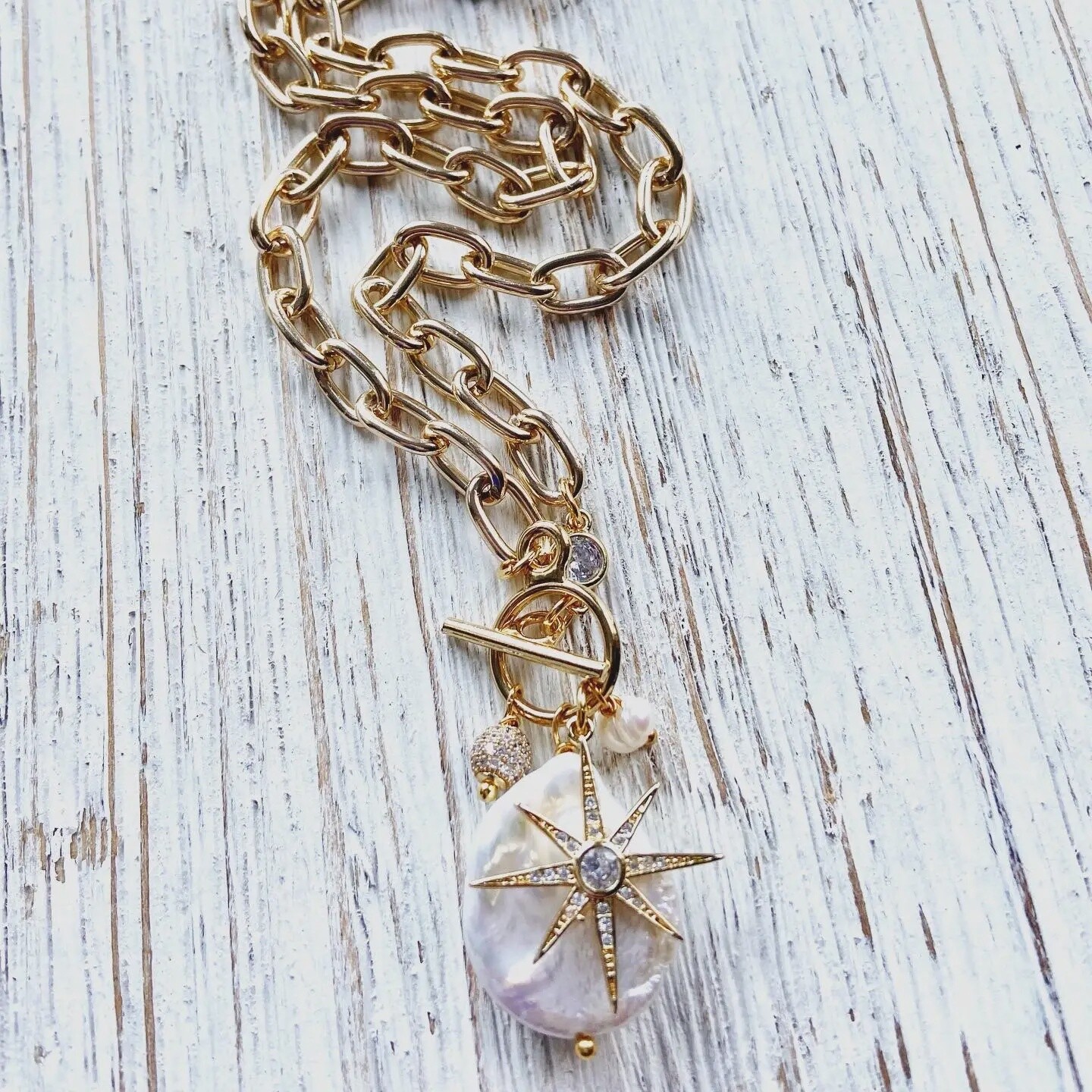 Fresh Water Pearl Star (Gold)
