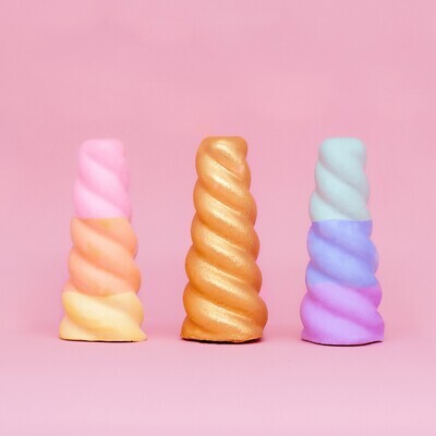 TWEE Rainbow Unicorn Horns 3pc Sidewalk Chalk