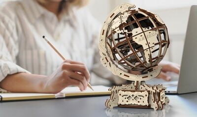 Wooden City - World Globe