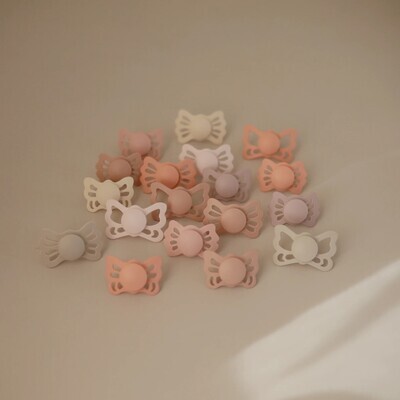 Mushie Frigg Lucky Symmetrical Silicone Pacifier (2pk) - Cedar/Baby Pink (0-6m)