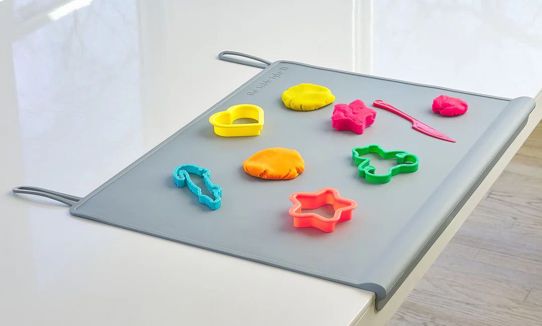 The Table Tyke Mat in Grey-XL