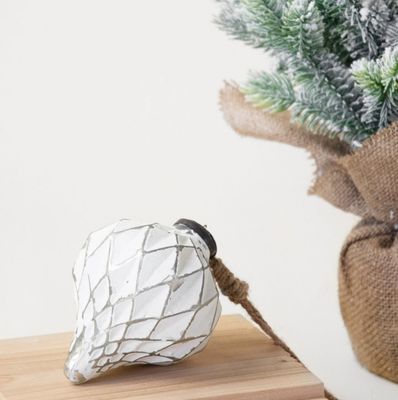 Diamond Pattern Ornament