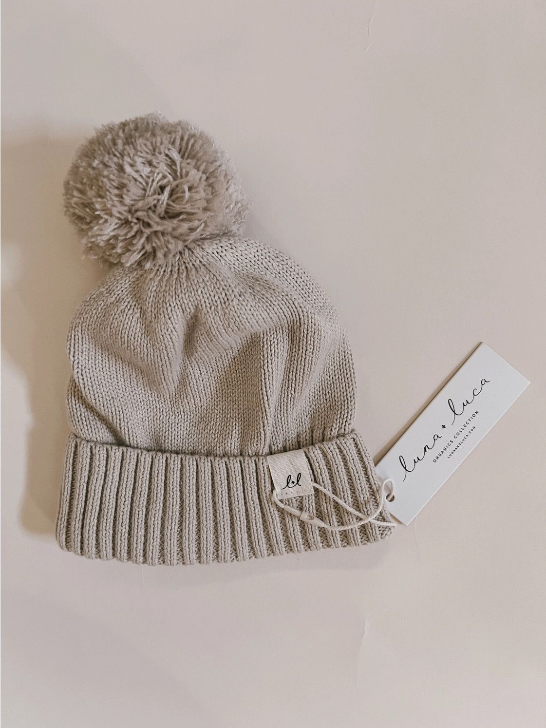 Luna + Luca Pom Beanie - Beige 0-3M