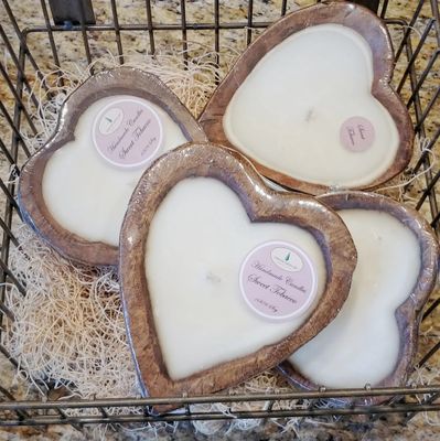 Sweet Heart Candles Sweet Tobacco / Natural Carved Bowl