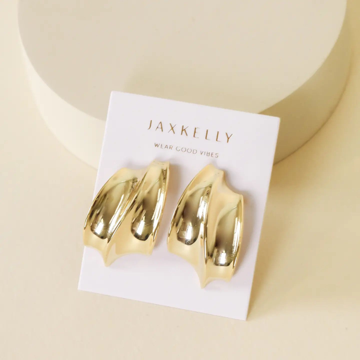 Bold Wave - Gold Earrings