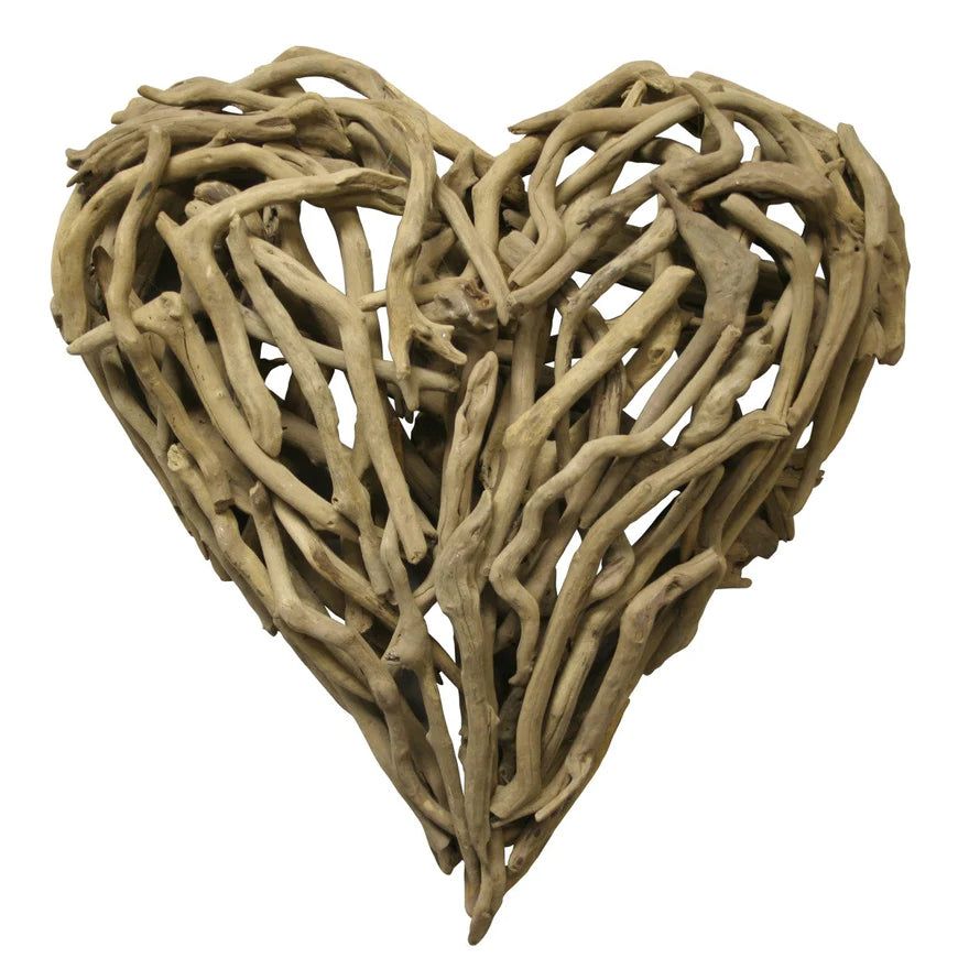 Driftwood Small Heart 16"