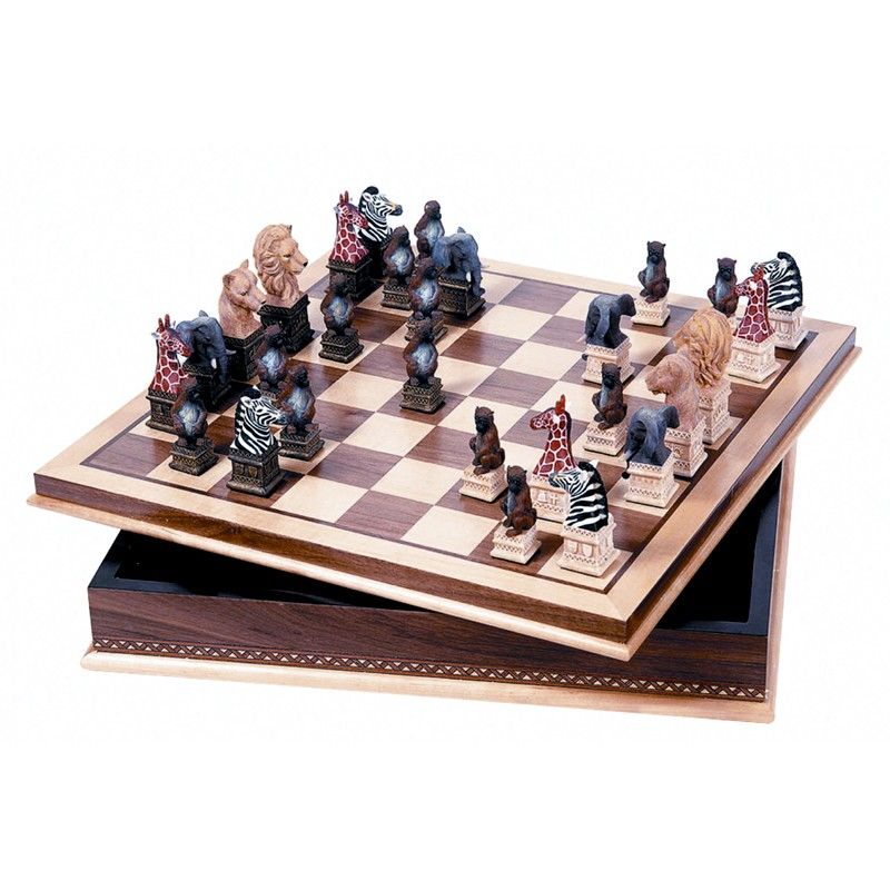 20" Deluxe Chess Board With Storage