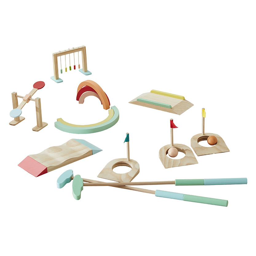 Wonder &amp; Wise Good Wood Golf Set