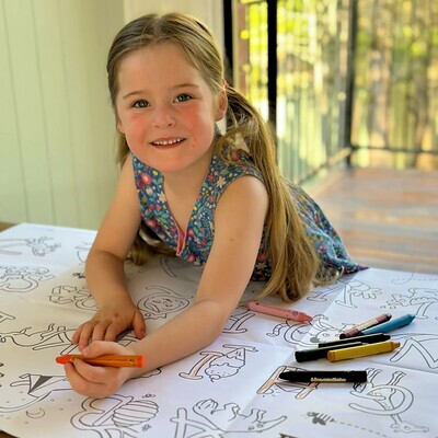 Honeysticks Jumbo Poster &amp; Crayons Activity Pack