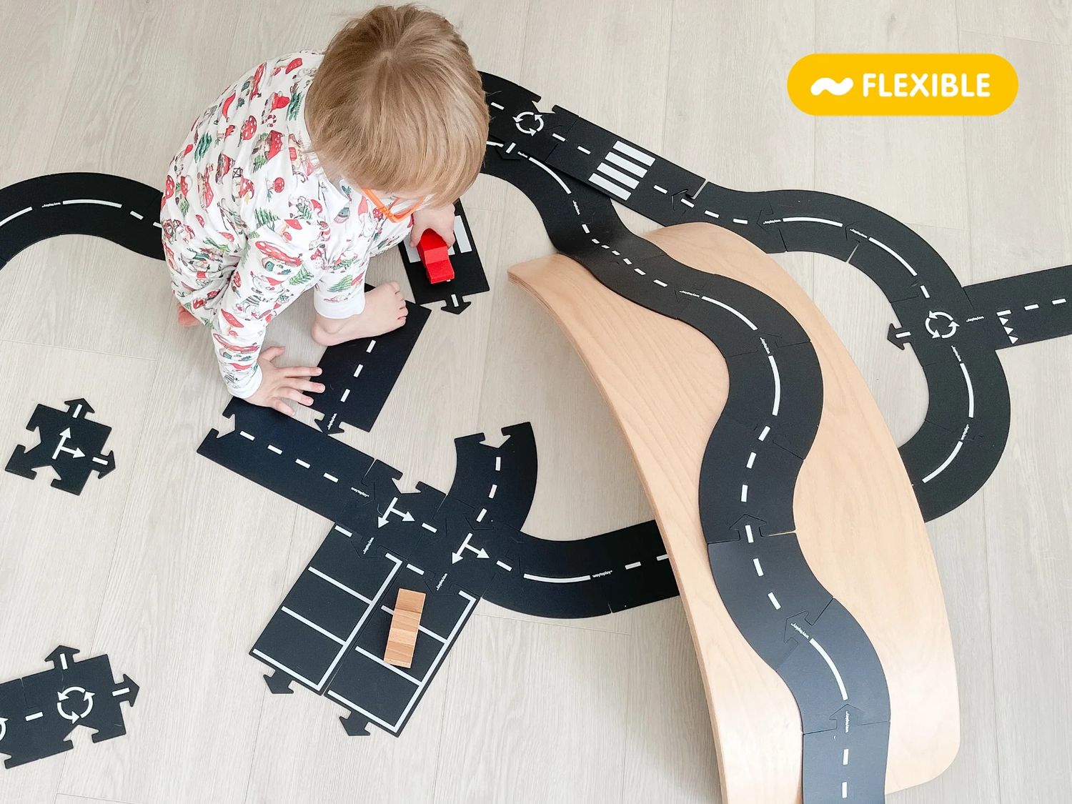 Waytoplay King of the Road - 40 Road Pieces