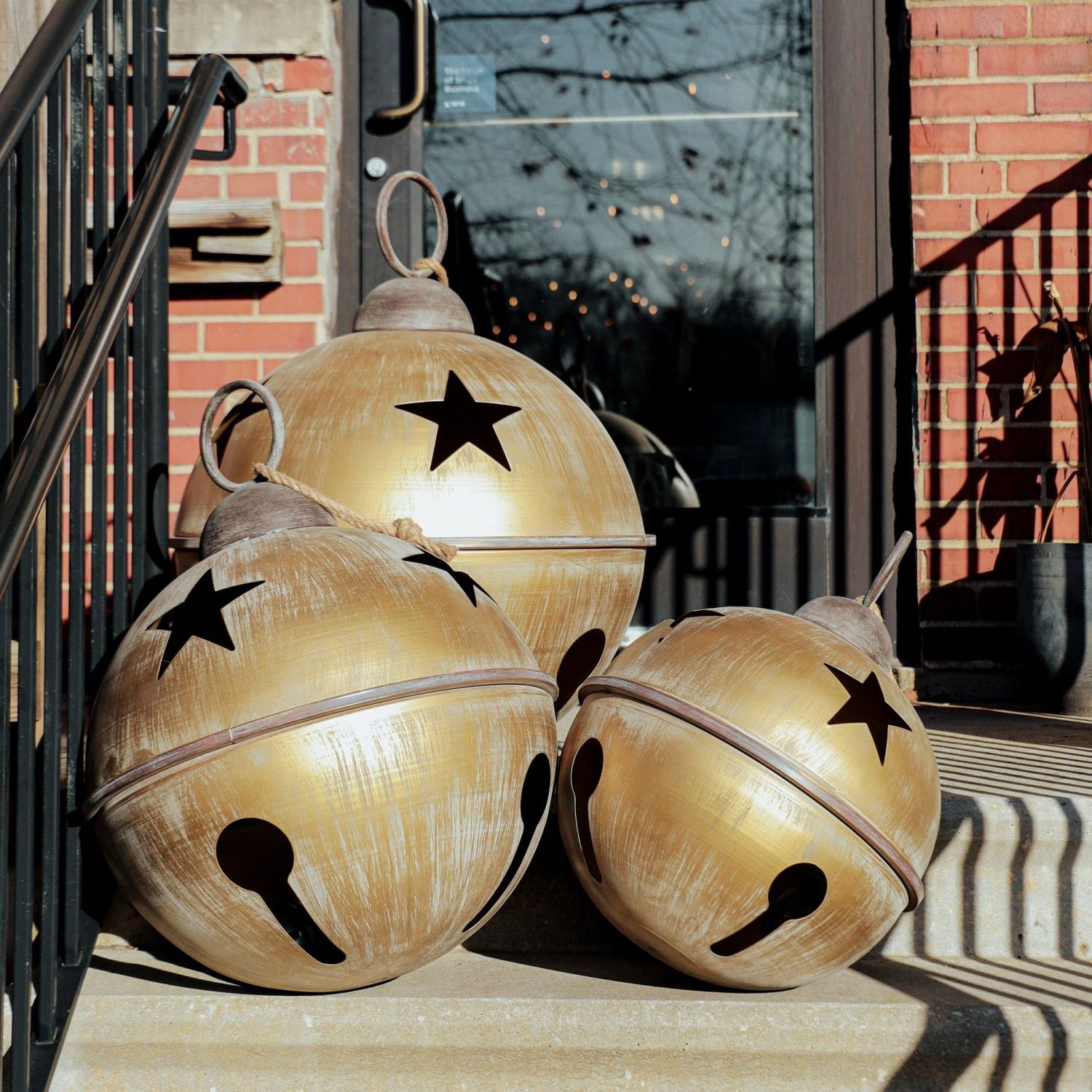 Brushed Gold Bell Jumbo (3 piece set)