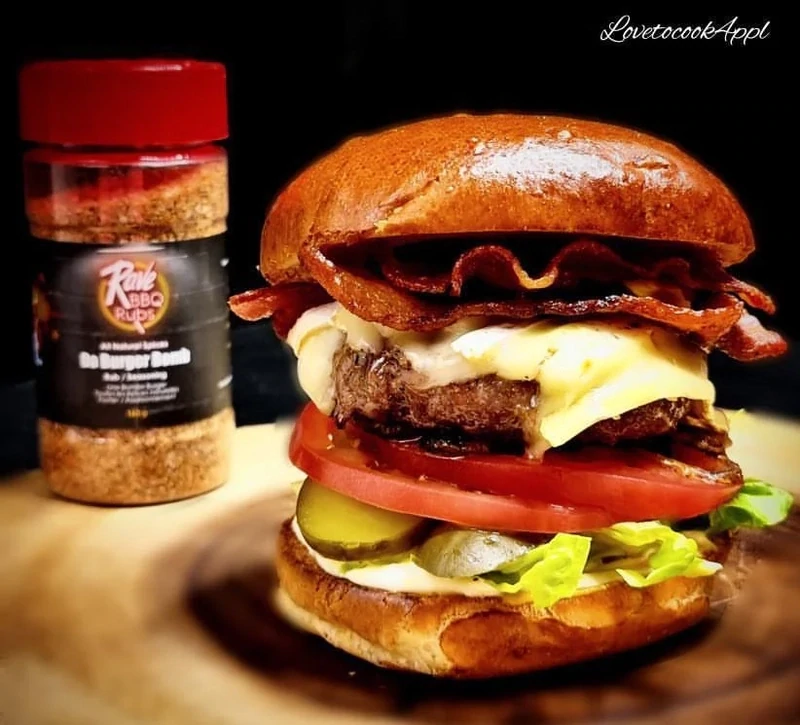 Rave BBQ Rubs Da Burger Bomb