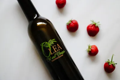 Olea Strawberry Balsamic Vinegar