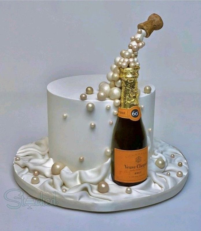 Intensiv Gravity & Naked Cake