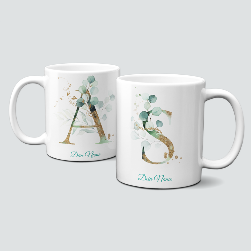 individuelle Tasse mit Eukalyptus und goldenem Monogramm