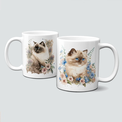 Tasse mit süßen Kätzchen umgeben von Blumen