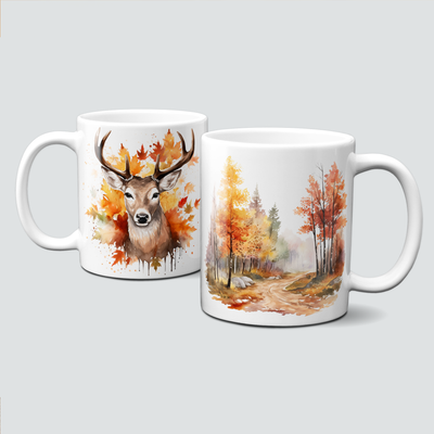 Tasse mit Hirsch im Herbst mit vielen bunten Blättern